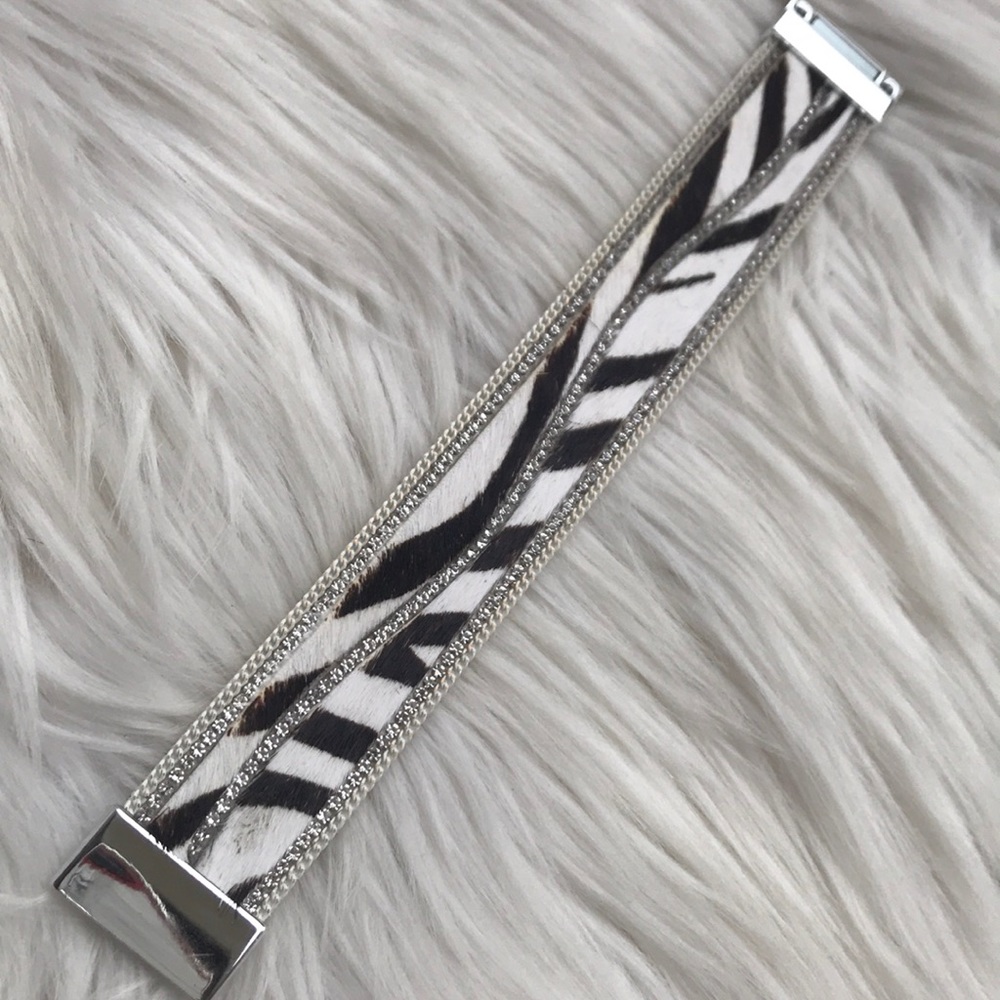 Cowhide magnetic Bracelet